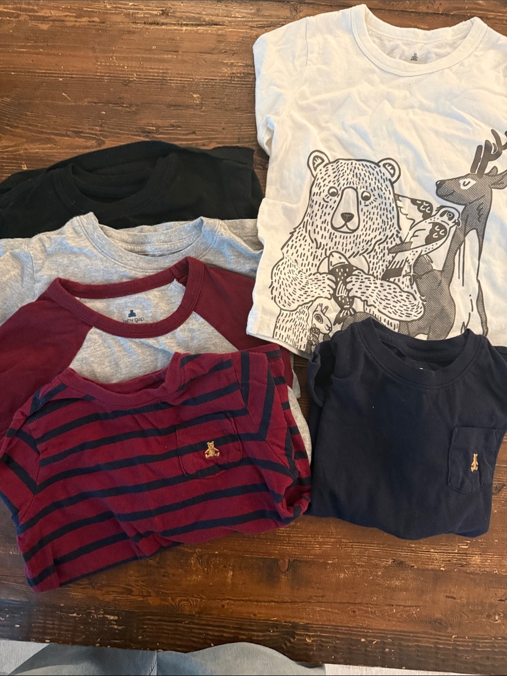 Gap, lot of 6 boys shirts. Size 6